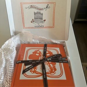 Hermes Pop Up Book
